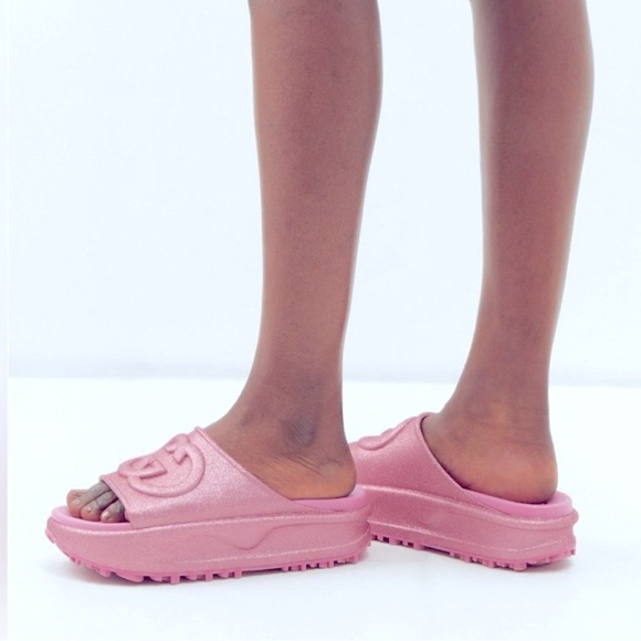 Gucci Wmns Slide Sandal 'Interlocking G - Metallic Rose Pink' size 9 - Picture 1 of 5
